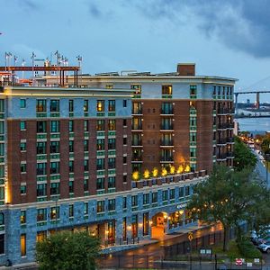 Homewood Suites Savannah Historic District/Riverfront